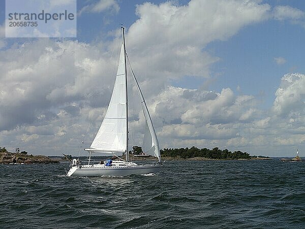 Sailing in the Swedish archipelago