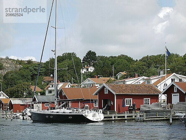 From Wikipedia: Hamburgö is an island in the Swedish municipality of Tanum in the province of Västra Götalands län. The island is separated from the mainland by a sound that is only 50 metres wide at its narrowest point. Hamburgö is about 4 kilometres long in a north-south direction and 1.5 kilometres wide on average. The island used to be called Hornbora (