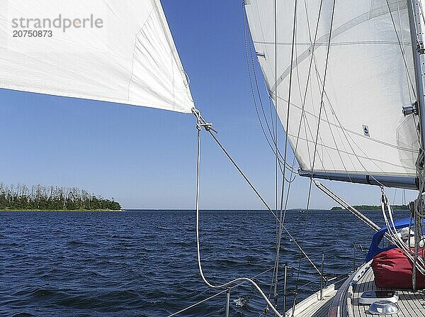 Sailing along the Swedish east coast