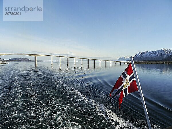 Bridge near Risøyhamn