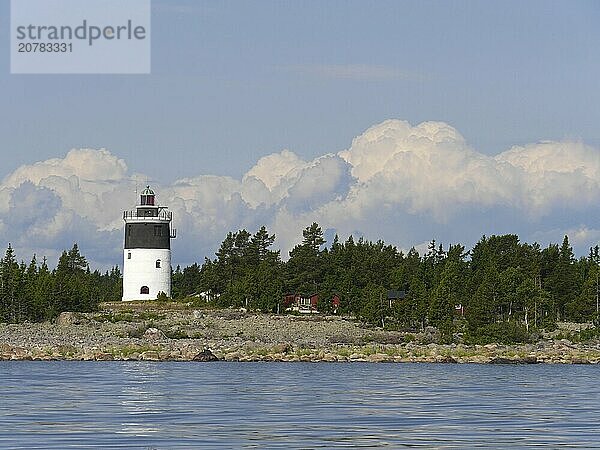 Storjungfrun lighthouse