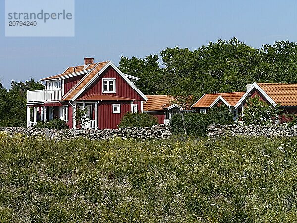 Summer houses in Byxelkrog