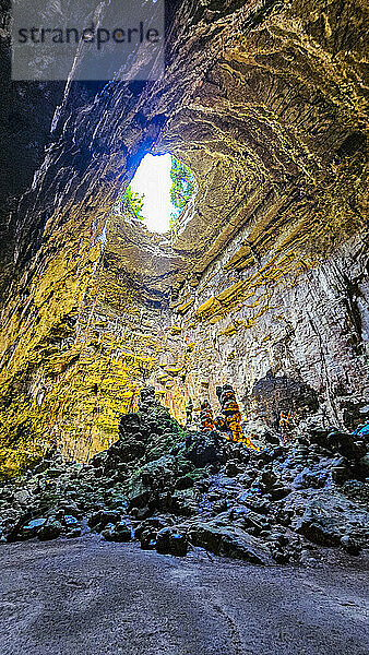 Castellana caves (Castellana Grotte)  Apulia  Italy  Europe