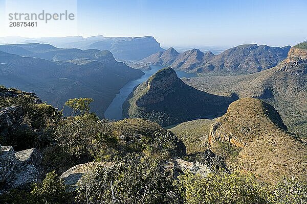 Blyde River Canyon with Three Rondawels peak  view of canyon with Blyde River and Table Mountains  canyon landscape in the evening light  Three Rondavels Viewpoint  Panorama Route  Mpumalanga  South Africa  Africa