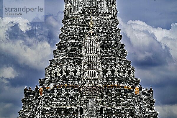 Thonburi-Pagode des Wat Arun  Bangkok  Thailand  Asia