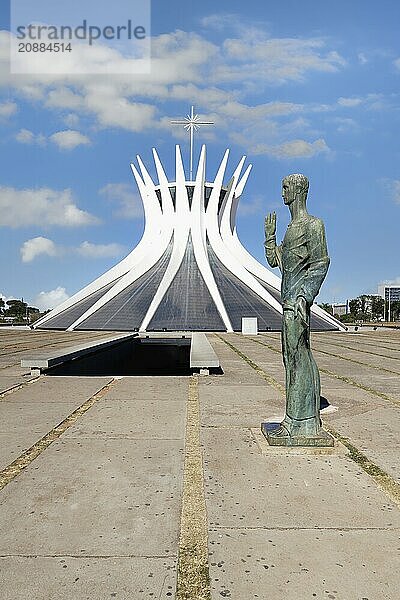 St John the Evangelist statue by Alfredo Ceschiatti and Dante Croce in front of the Roman Cathedral of Brasilia or Metropolitan Cathedral  designed by Oscar Niemeyer  World Heritage Site  Brasília  Brasilia  Federal district  Brazil  South America