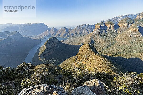 Blyde River Canyon with Three Rondawels peak  view of canyon with Blyde River and Table Mountains  canyon landscape in the evening light  Three Rondavels Viewpoint  Panorama Route  Mpumalanga  South Africa  Africa