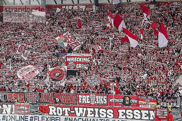 The football stadium of Rot-Weiß Essen  3rd league  stadium at the Hafenstraße  grandstand of the WAZ-Westkurve  called Alte West  home of the RWE fans  Ultras  the grandstand holds over 6600 visitors  Essen  North Rhine-Westphalia  Germany  Europe