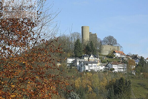 View of Oberreifenberg townscape with castle in autumn  Schmitten  Taunus  Hesse  Germany  Europe