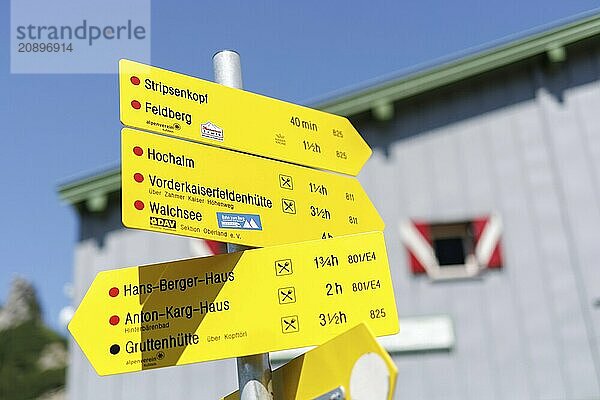 A signpost at the Stripsenjochhaus indicates hiking destinations. Taken in Kirchdorf  15.07.2024