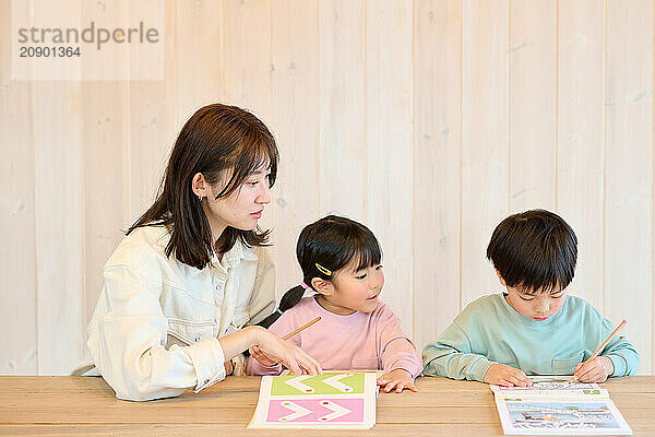 Japanese kids studying at home