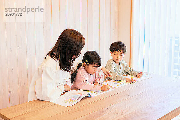 Japanese kids studying at home