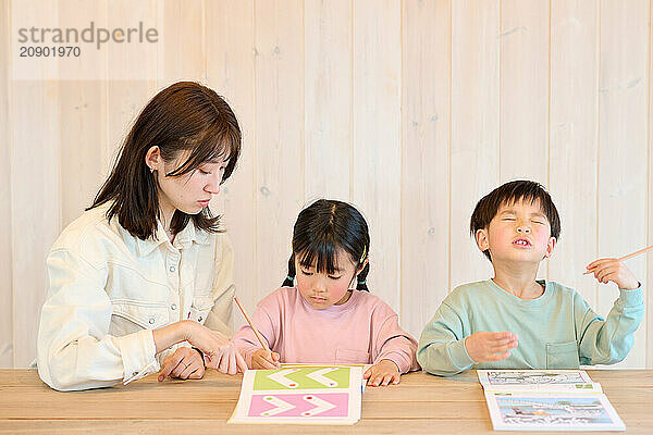 Japanese kids studying at home