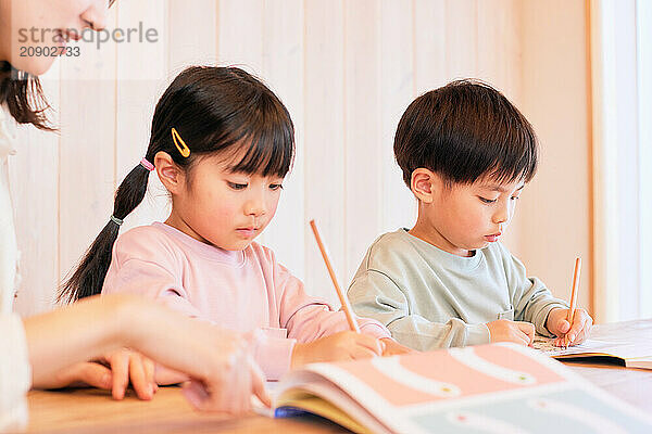 Japanese kids studying at home