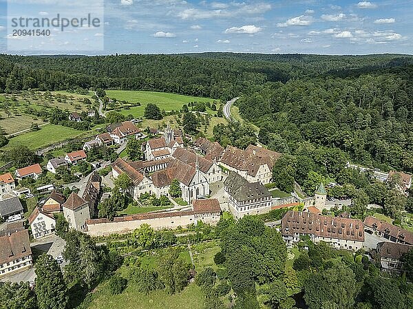 Kloster und Schloss Bebenhausen  ehemalige Zisterzienserabtei  Luftbild  Landkreis Tübingen  Baden-Württemberg  Deutschland  Europa