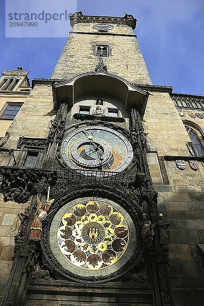 Prager Rathausuhr  auch Aposteluhr oder Altstaedter Astronomische Uhr aus dem Jahr 1410  Altstaedeter Ring  Prag  Tschechien  Europa