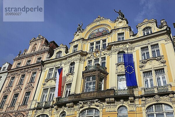 Historische Haeuser am Altstaedter Ring  Prag  Tschechien  Europa