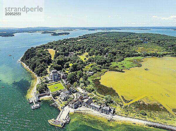 Brownsea Castle auf Brownsea Island aus einer Drohne  Poole  Dorset  England  Großbritannien  Europa