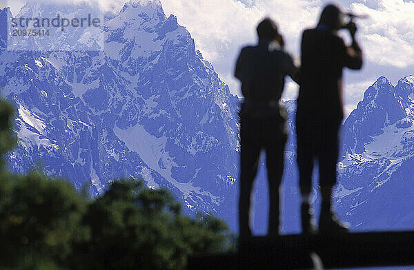 Tourists on Signal Mountain  Wyoming  USA.