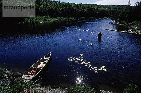 lake guiding sports fishing