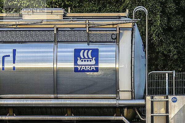 Mölndal  Sweden  september 09 2022: Yara logo on a silver tank on a trailer  Europe