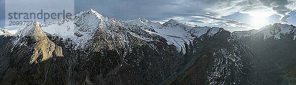 Schafkogel and Querkogel  glacier Schlaf Ferner  evening mood  Niedertal with three thousand metre peaks  Alpine panorama  aerial view  mountains in Ötztal  Ötztal Alps  Tyrol  Austria  Europe