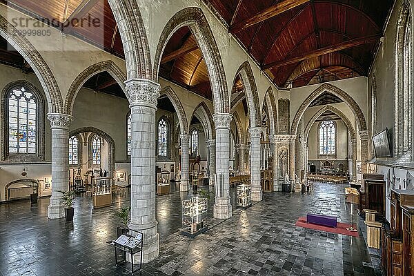 Our Lady Church  Central nave and chapels  Nieuwpoort  West Flanders  Belgium  Europe