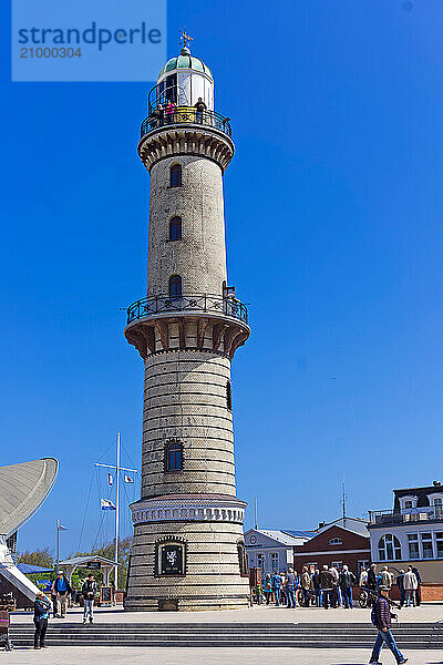 Lighthouse  Baltic resort-Warnemünde  Mecklenburg-Western Pomerania  Germany  Europe