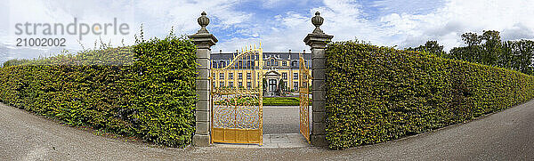 The Golden Gate  Hanover-Herrenhausen  Lower Saxony  Germany  Europe