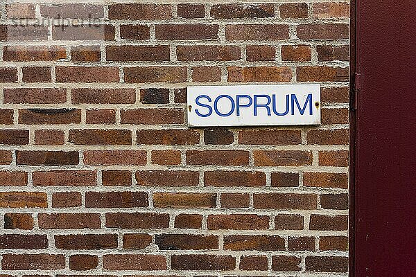 Sign that says soprum  swedish for garbage room