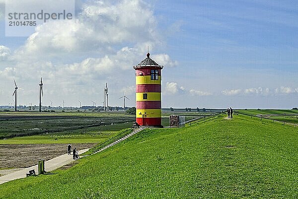 Pilsum lighthouse on the dyke  Pilsum  Krummhörn  East Frisia  Lower Saxony  Germany  Europe