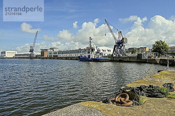 Kaiserhafen One with ship and cranes  Bremerhaven  Bremen  Germany  Europe