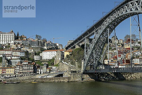 Place of interest  architecture  view from Vila Nova de Gaia to the bridge Ponte Dom Luis I and the Elevador da Ribeira in the historic centre of Porto  Portugal  Europe