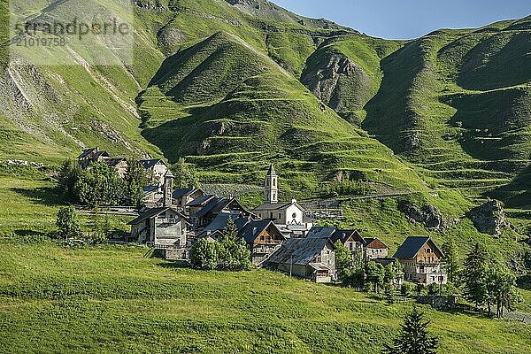 Mountain  village  italy