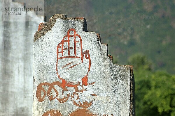 Grafitti supports the Congress Party in Tamil Nadu  India  Asia