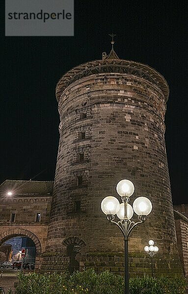 Medieval tower  the Spittlertor Nuremberg  Middle Franconia  Bavaria  Germany  Europe