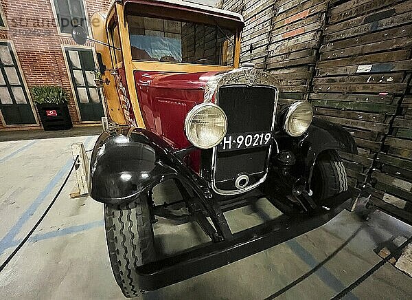 Lisse  Netherlands. May 6  2024. An old truck on display at a tulup farm near Lisse