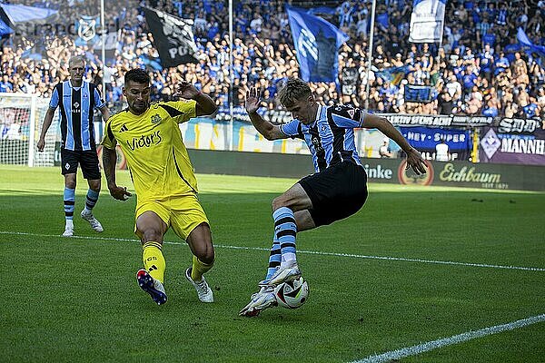 Football 3rd division  season 2024/25  matchday 4: Waldhof Mannheim vs. 1. FC Saarbrücken. On the ball: Sascha Voelcke (2  Waldhof Mannheim)