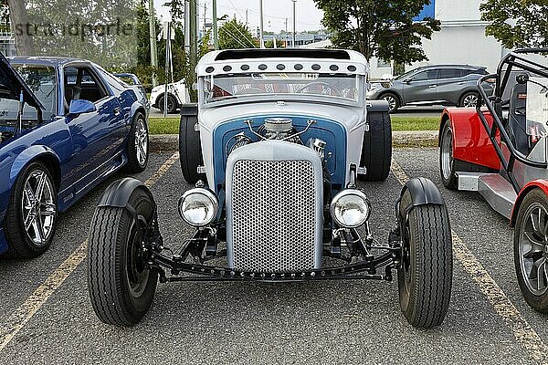 Automobile  car show  custom made vintage car with open engine display  Province of Quebec  Canada  North America