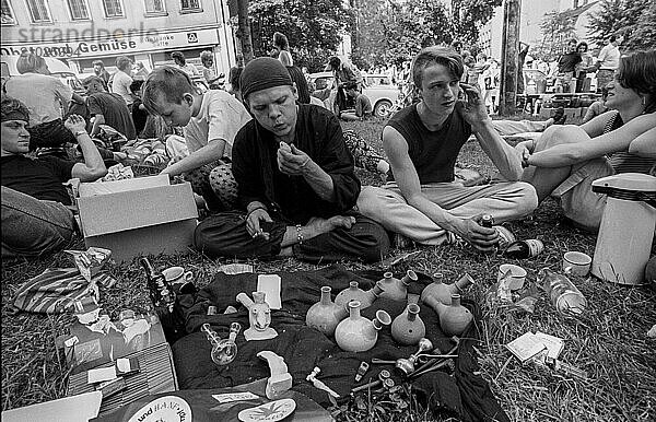 Germany  Dresden  22 June 1991  City Festival of the Colourful Republic of Neustadt (Dresden)  hookahs  Europe