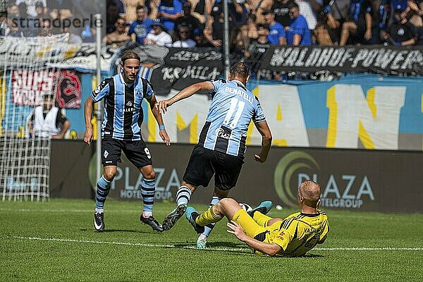 Football 3rd division  season 2024/25  matchday 4: Waldhof Mannheim vs. 1. FC Saarbrücken. On the ball: Rico Benatelli (11  Waldhof Mannheim)