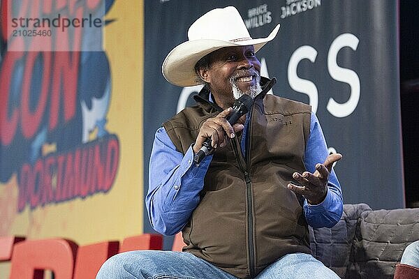 DORTMUND  GERMANY  December 1st 2018: Clarence Gillard Jr. (*1955  american actor  Walker Texas Ranger) at German Comic Con Dortmund  a two day fan convention