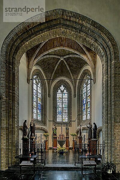 Our Lady Church  Central nave and chapels  Nieuwpoort  West Flanders  Belgium  Europe