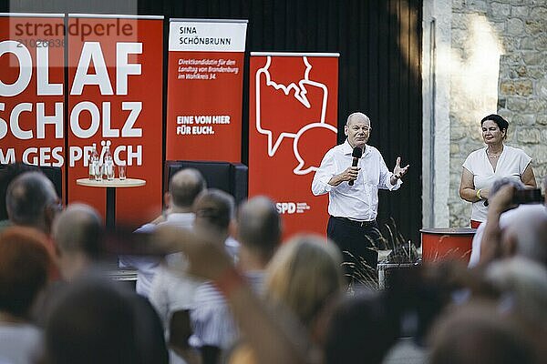 Federal Chancellor Olaf Scholz  (SPD)  pictured during a citizens' dialogue in Seelow. 29.08.2024