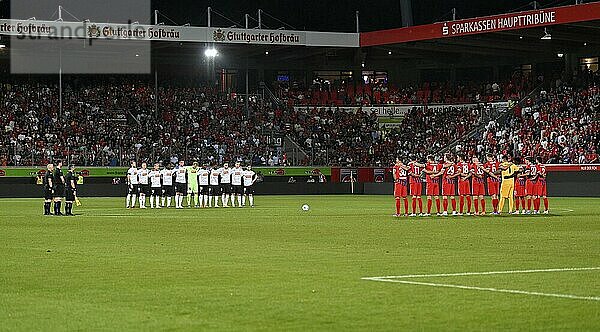 Memorial  minute's silence  mourning in front of kick-off of the match between 1. FC Heidenheim 1846 FCH and BK Häcken for Sven-Göran Eriksson  Voith-Arena  Heidenheim  Baden-Württemberg  Germany  Europe