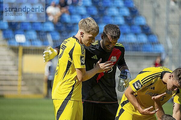 Football 3rd division  season 2024/25  matchday 4: Waldhof Mannheim against 1. FC Saarbrücken. Picture: Joy for Saarbrücken goalkeeper Phillip Menzel after the 1:0 victory in Mannheim