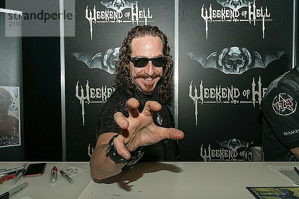 DÜSSELDORF-NEUSS  GERMANY  November 2nd 2019: Ari Lehman (*1965  American actor  Jason in Friday the 13th) at Weekend of Hell 2019  a two day (November 2-3 2019) horror-themed fan convention