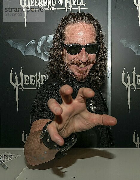 DÜSSELDORF-NEUSS  GERMANY  November 2nd 2019: Ari Lehman (*1965  American actor  Jason in Friday the 13th) at Weekend of Hell 2019  a two day (November 2-3 2019) horror-themed fan convention