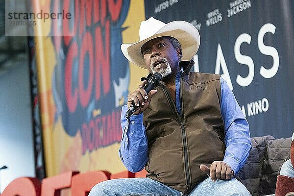 DORTMUND  GERMANY  December 1st 2018: Clarence Gillard Jr. (*1955  american actor  Walker Texas Ranger) at German Comic Con Dortmund  a two day fan convention