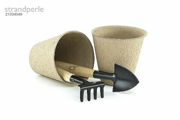 Round plant seed starter peat pots for planting isolated on white background. Biodegradable compost-able nursery pots for vegetables herbs flowers